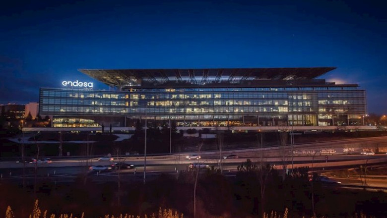 Sede de Endesa de noche, en Madrid | FERNANDO VILLAR/ENDESA - Archivo ep sede de endesa de noche en madrid