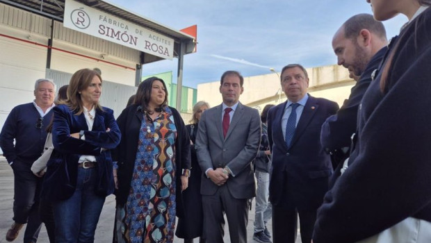 ep visita de luis planas a la almazara aceites simon rosa de montoro cordoba