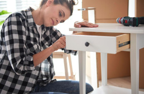 desmontando un mueble desmontando un mueble