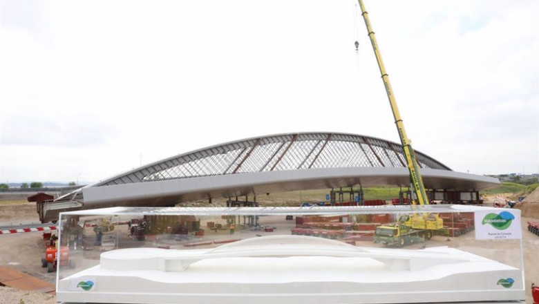 ep archivo obras del puente que unira valdebebas y la t4 del aeropuerto adolfo suarez ep archivo obras del puente que unira valdebebas y la t4 del aeropuerto adolfo suarez