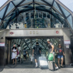 ep archivo   turistas con maletas a 1 de julio de 2025 en madrid espana