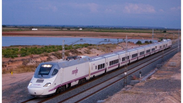 ep archivo   un tren de renfe