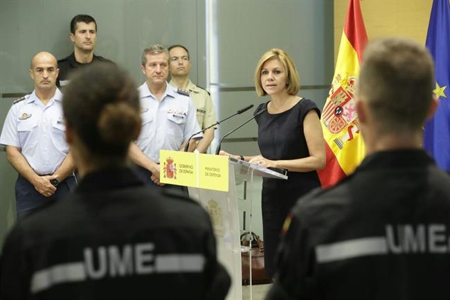 Cospedal recibe a los militares de la UME que trabajaron en el fuego de Portugal | MINISTERIO DE DEFENSA ep cospedal recibelos militaresla umetrabajaronfuegoportugal