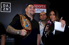 ep el boxeador andy ruiz a su llegada a riad para pelear con el britanico anthony joshua en la