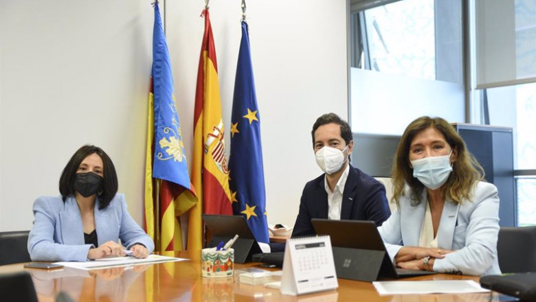ep el ceo de greenalia manuel garcia y la directora de desarrollo corporativo y sostenibilidad de ep el ceo de greenalia manuel garcia y la directora de desarrollo corporativo y sostenibilidad de