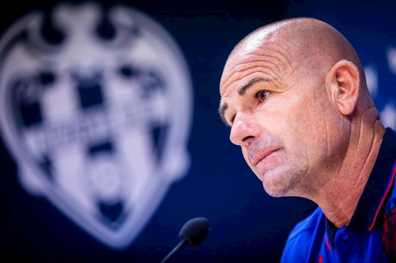ep el entrenador del levante ud paco lopez en rueda de prensa