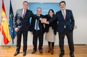 ep firma memorandum de entendimiento por alcoa san cibrao entre rob bear jordi hereu maria jesus
