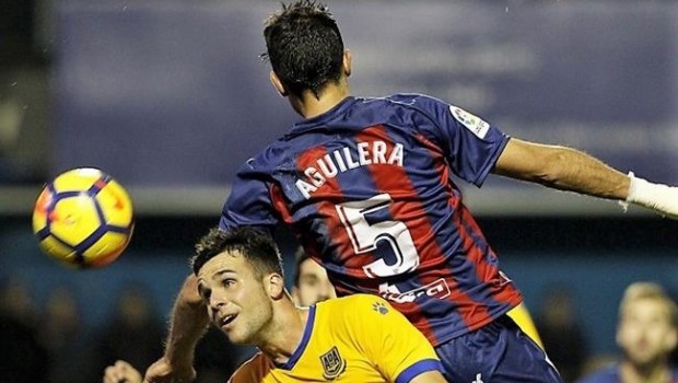 ep huesca liderla liga 123