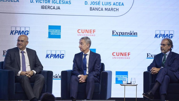 ep i d el ceo de kutxabank eduardo ruiz de gordejuela el ceo de ibercaja victor iglesias y el ceo de
