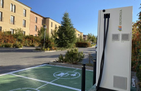 ep iberdrola pone en marcha dos puntos de recarga rapida para vehiculos electricos