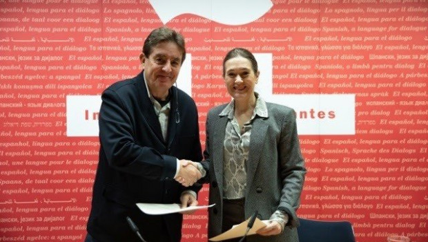 ep instituto cervantes y la comunidad regalaran 2000 facsimiles de una obra de perez galdos por el