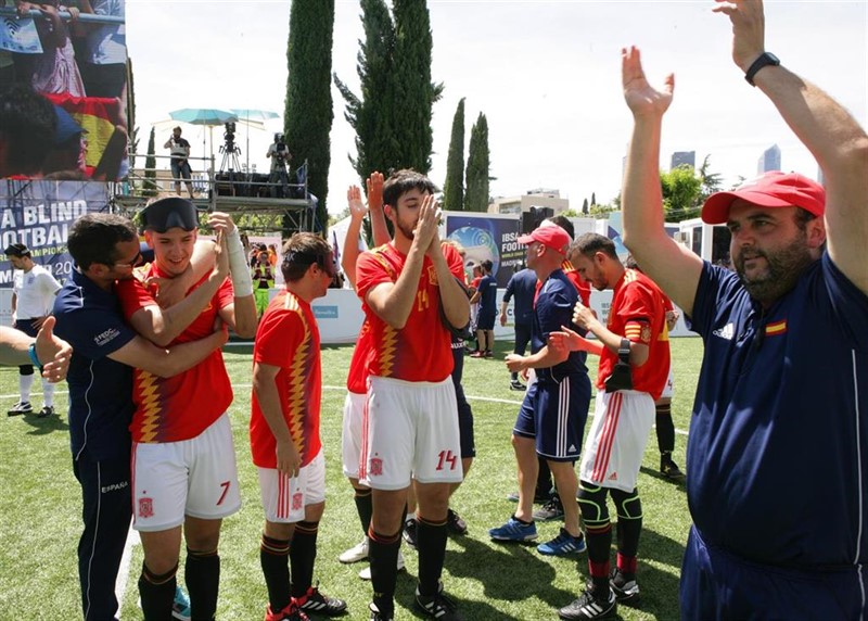 ep la seleccion espanola de futbol para ciegos celebra una victoria en el mundial de 2018