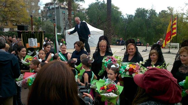 Ofrenda floral al busto de Blas Infante de Barcelona | EUROPA PRESS ep ofrenda floralbustoblas infantebarcelona