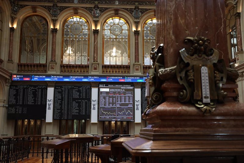 Fuertes caídas para el Ibex debido al miedo a la inflación y a una crisis energética