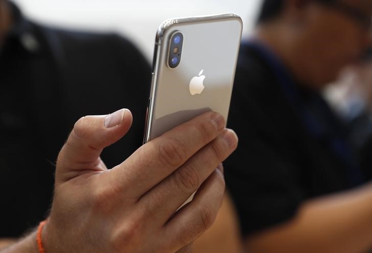 iphone-x-des-courtiers-optimistes-apres-les-indications-d-apple