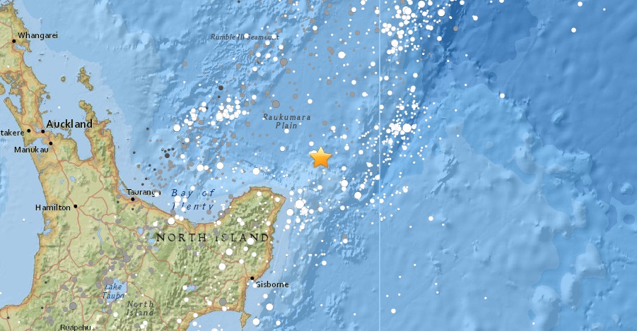 Un terremoto de magnitud 7,7 sacude el Pacífico Sur con alerta de tsunami