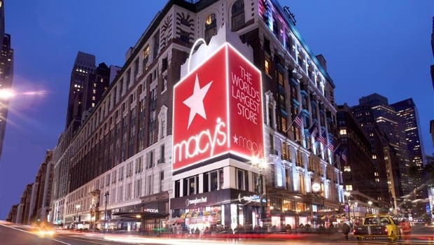 dl macys flagship store at night