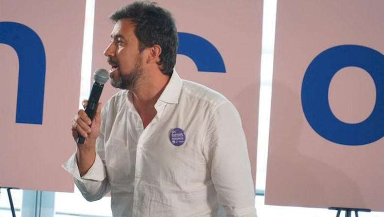ep anton gomez reino candidato de en comun-unidas podemos en el acto celebrado en a coruna en abril