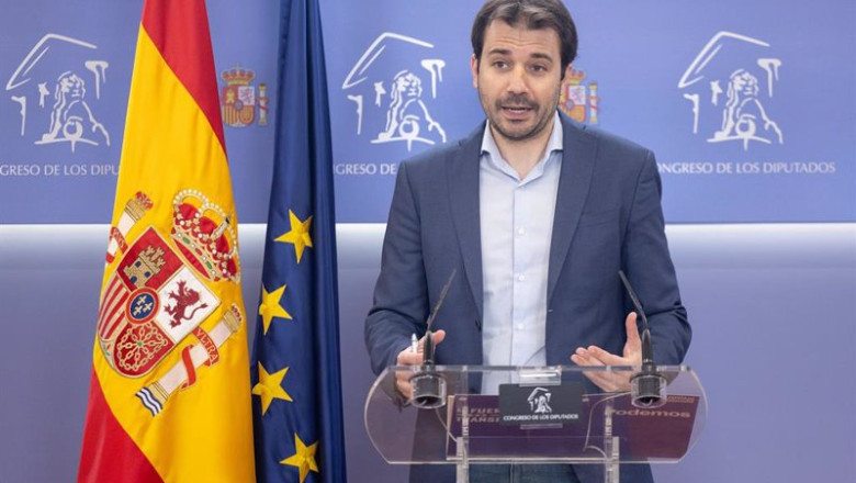 ep archivo el diputado de podemos javier sanchez serna durante una rueda de prensa anterior a la ep archivo el diputado de podemos javier sanchez serna durante una rueda de prensa anterior a la