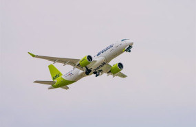 ep archivo   la aerolinea letona airbaltic amplia su red de vuelos desde ocho ciudades en espana