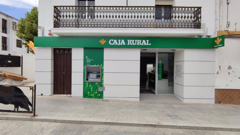 ep archivo oficina de caja rural ep archivo oficina de caja rural
