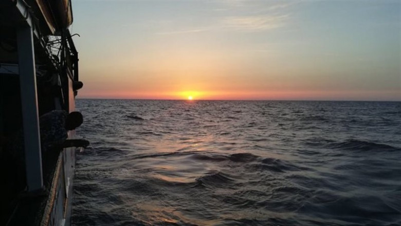 El buque de rescate de Proactiva Open Arms que viaja con 151 personas a bordo | OPEN ARMS ep buquerescateproactiva open armsviaja151 personasbordo