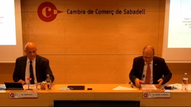 ep el presidente de banco sabadell josep oliu y el presidente de la camara de sabadell ramon