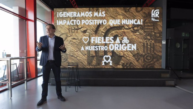 ep el presidente ejecutivo de la corporacion hijos de rivera ignacio rivera en rueda de prensa