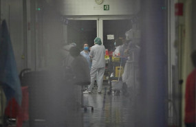 ep interior del edificio de urgencias del complejo hospitalario de navarra durante la cuarta semana