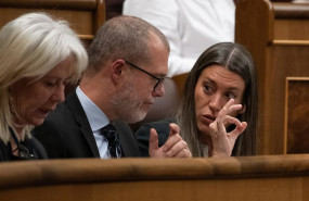 ep la portavoz de junts en el congreso miriam nogueras junto a sus companeros de escano