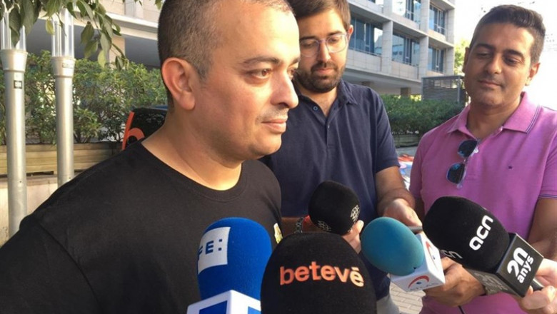 El portavoz de Élite Taxi Tito Álvarez en declaraciones a los medios | EUROPA PRESS ep portavoz de elite taxi tito alvarezdeclaracioneslos medios