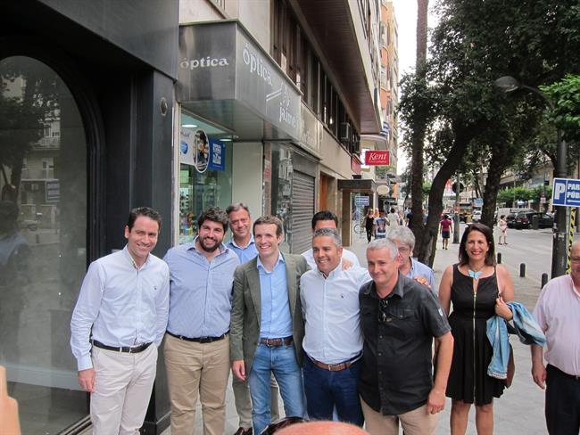 Teodor García, junto a Fernando López Miras, Pablo Casado y Jesús Cano | EUROPA PRESS ep teodor garcia juntofernando lopez miras pablo casadojesus cano