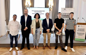 fotogrupomesaredonda fotogrupomesaredonda