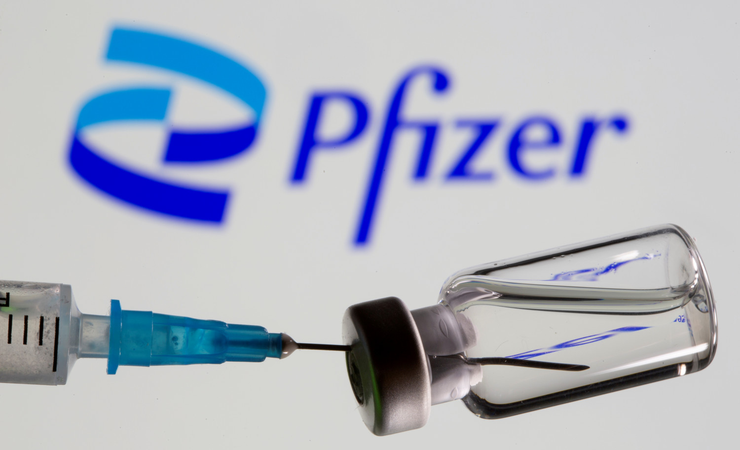pfizer va demander a la fda d autoriser un rappel supplementaire de son vaccin pour lutter contre le variant delta 