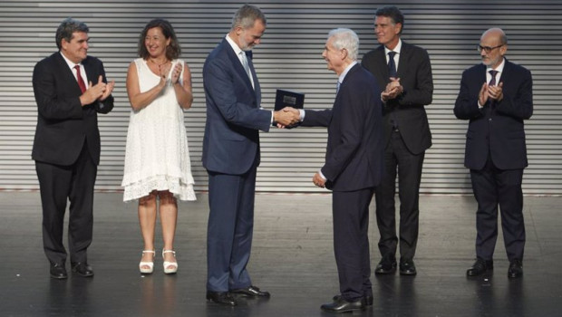 ep archivo   el rey felipe vi 3i entrega el vii premio reino de espana a la trayectoria empresarial