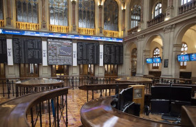 ep archivo - interior del palacio de la bolsa en madrid espana a 22 de enero de 2021 ep archivo - interior del palacio de la bolsa en madrid espana a 22 de enero de 2021