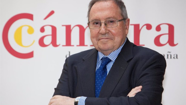 ep archivo   jose luis bonet presidente de la camara de comercio recibe la gran cruz de la orden del
