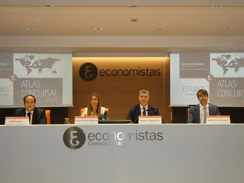 Los economistas prevén un deterioro de la economía española por el alza de los precios