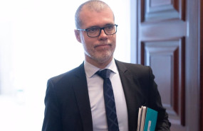 ep el diputado de junts josep maria cruset a su llegada a la reunion de la junta de portavoces en el