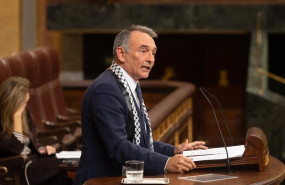 ep el diputado de sumar enrique santiago interviene durante una sesion plenaria en el congreso de