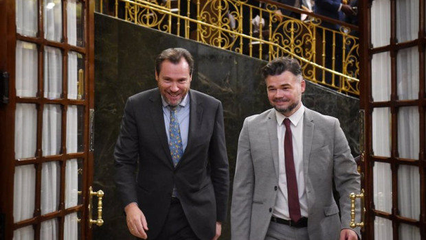 ep el ministro de transporte y movilidad sostenible oscar puente i y el portavoz de erc en el ep el ministro de transporte y movilidad sostenible oscar puente i y el portavoz de erc en el