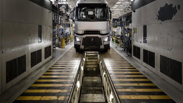 ep imagen de una de las factorias de renault trucks en francia