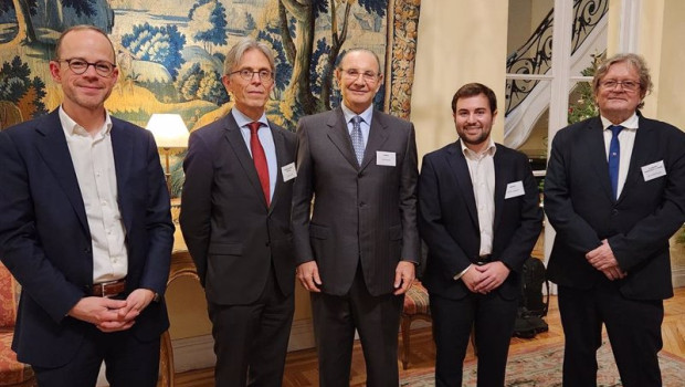 ep la aesemi se reune con el gobierno belga para impulsar el desarrollo de semiconductores en espana