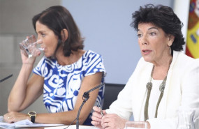 ep la ministra de industria comercio y turismo en funciones reyes maroto y la ministra portavoz y de