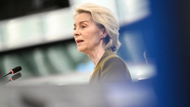 ep la presidenta de la comision europea ursula von der leyen en un pleno del parlamento europeo en
