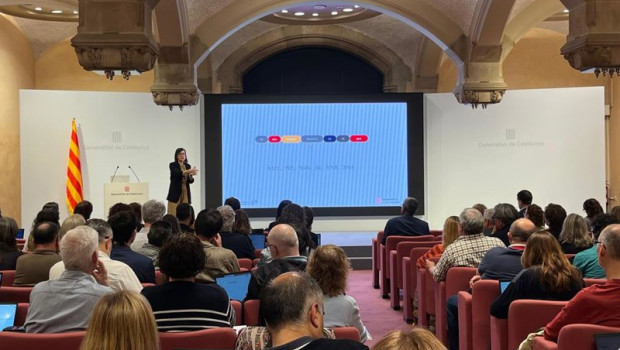ep la primera sesion de formacion sobre el uso de la ia a empleados publicos