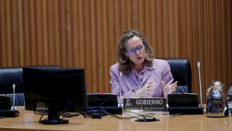 La vicepresidenta tercera y ministra de Asuntos Económicos, Nadia Calviño, en una intervención en el Congreso | Pool ep la vicepresidenta tercera y ministra de asuntos economicos nadia calvino en una intervencion en