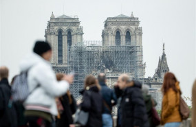 ep notre dame cathedral blaze under control in paris 20190416135204