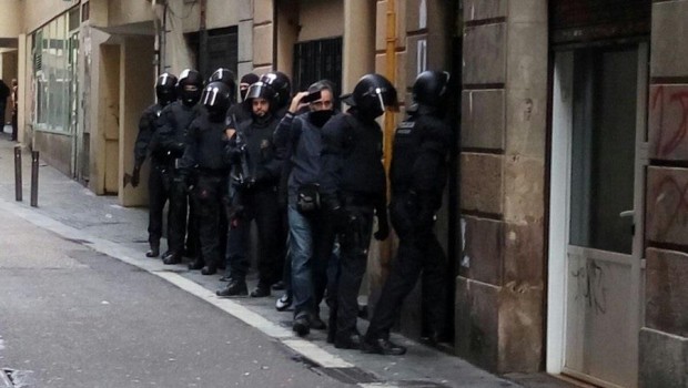 ep operacionmossosguardia urbanaraval