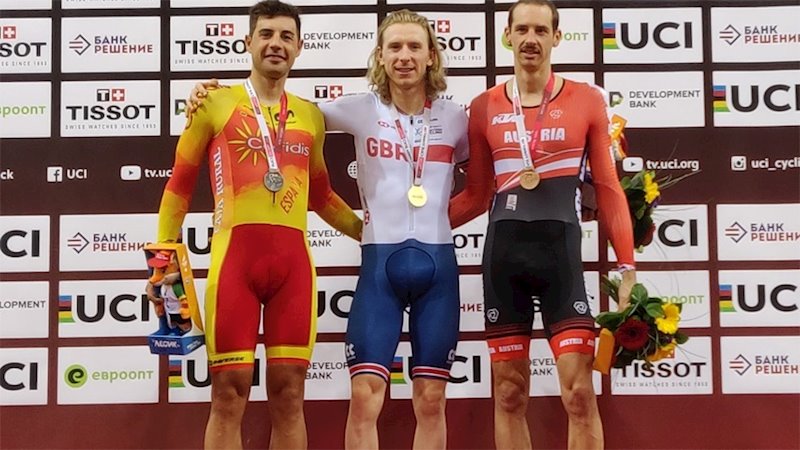 ep plata para sebastian mora en la puntuacion de la copa del mundo de minsk